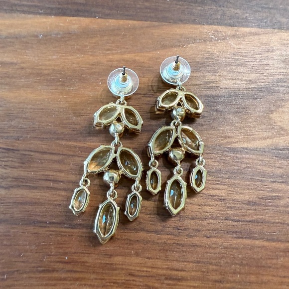 Elegant Vintage Style Gold Drop Butter Yellow Rhinestone In Gold Tone Earrings - Picture 5 of 7